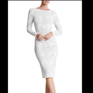 DRESS THE POPULATION Sequin Midi Dress EUC small